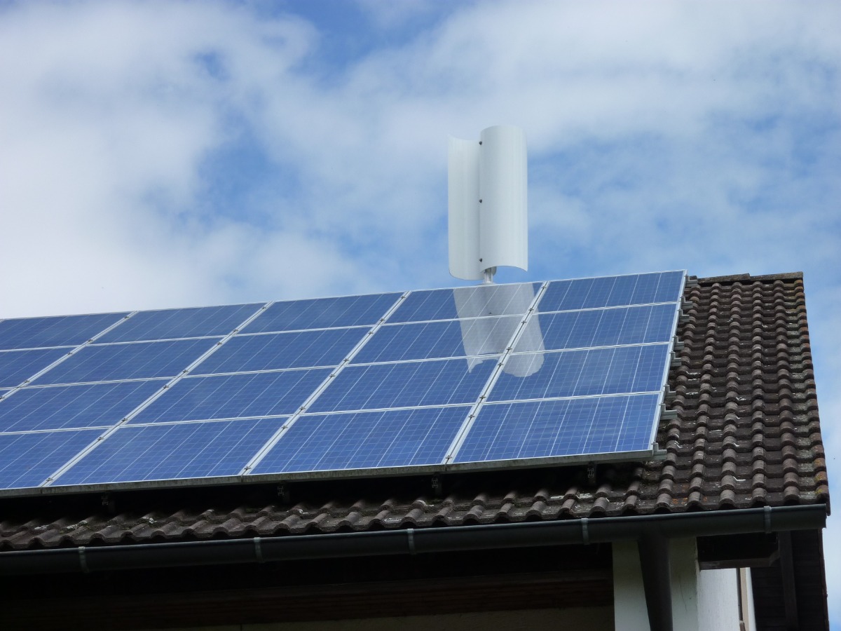Windrad u. PV- Anlage eine tolle Kombination